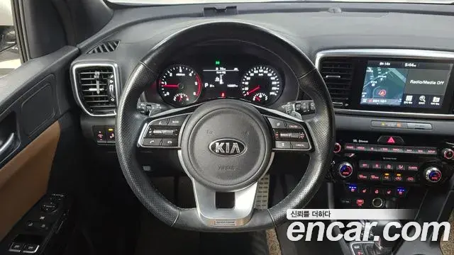 Kia Sportage The Bold 2019 — ფოტო 20/35