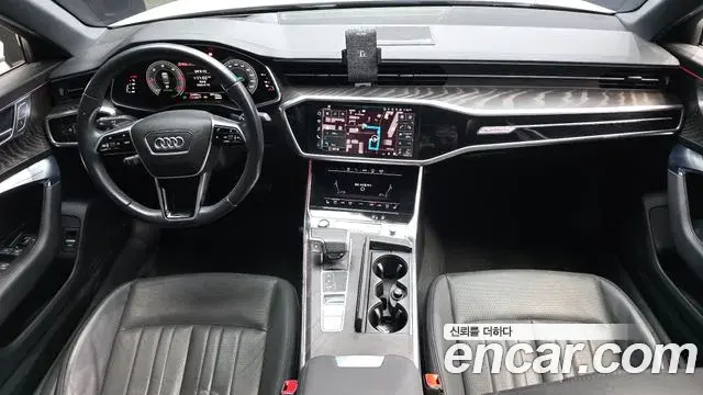 Audi A6 2021 — Фото 7/20