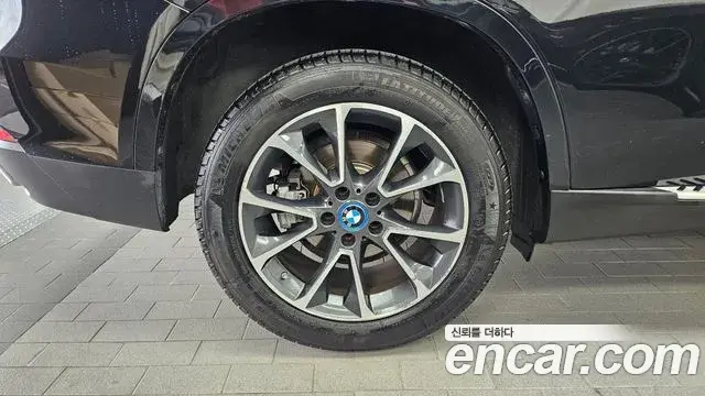BMW X5 2018 — Şəkil 18/20