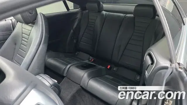 Mercedes-Benz E-Class 2021 — Фото 11/20