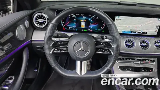 Mercedes-Benz E-Class 2021 — Фото 12/20