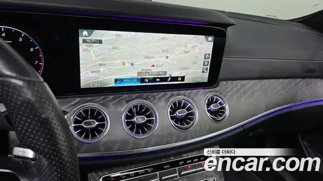Mercedes-Benz E-Class 2021 — Фото 13/20