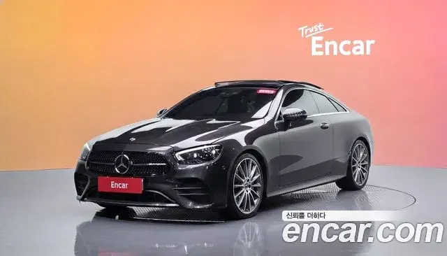 Mercedes-Benz E-Class 2021 — Фото 1/20