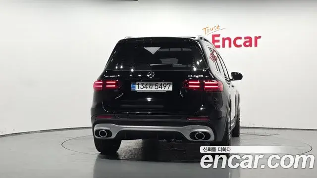 Mercedes-Benz GLB-Class 2025 — Photo 7/20