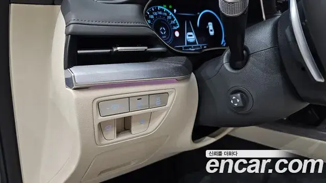 Genesis G80 2022 — Photo 13/34