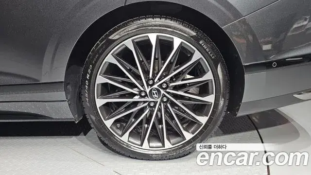 Hyundai Grandeur Hybrid 2022 — Şəkil 20/37