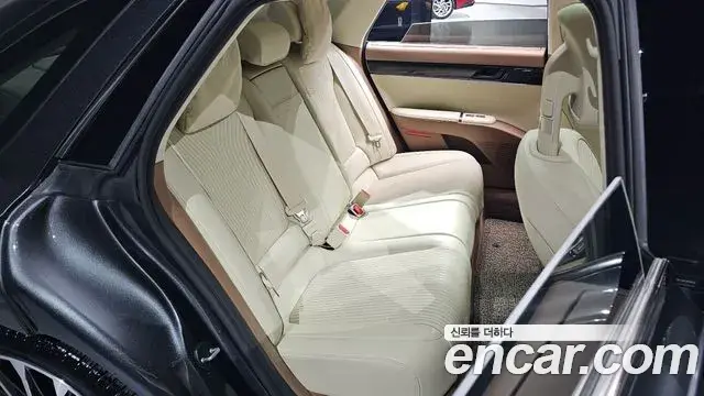 Hyundai Grandeur Hybrid 2022 — Şəkil 28/37