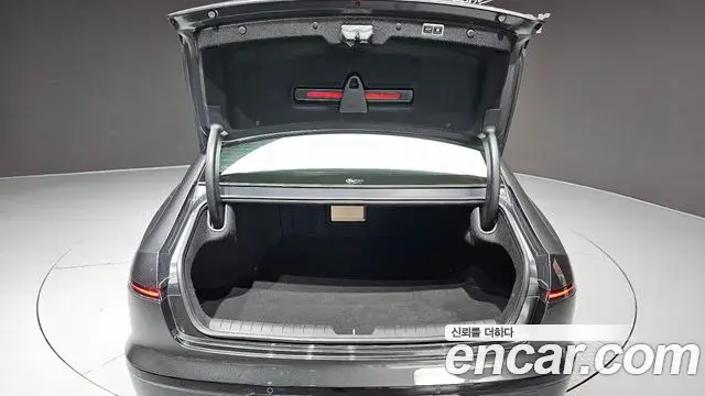 Hyundai Grandeur Hybrid 2022 — Şəkil 8/37