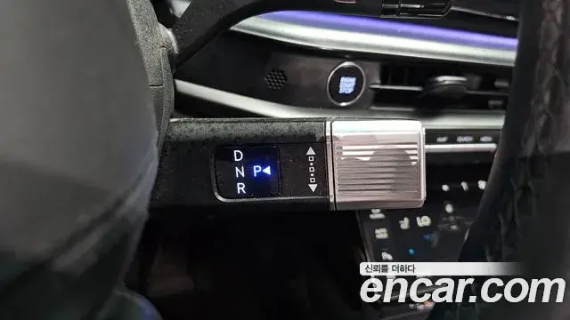 Hyundai Grandeur Hybrid 2023 — Şəkil 35/40