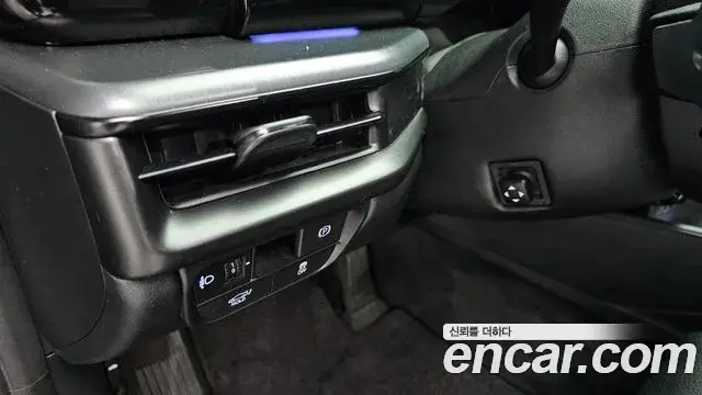 Hyundai Grandeur Hybrid 2023 — Şəkil 26/40