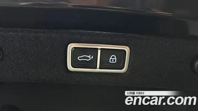 Hyundai Grandeur Hybrid 2023 — Şəkil 16/40