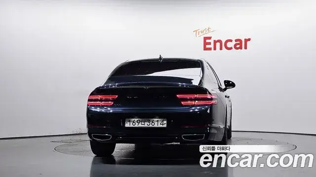 Genesis G80 2021 — ფოტო 13/20