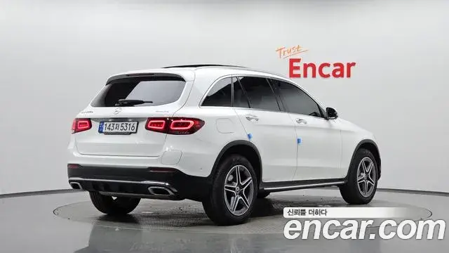 Mercedes-Benz GLC-Class 2022 — ფოტო 30/34