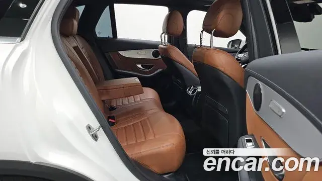 Mercedes-Benz GLC-Class 2022 — ფოტო 34/34