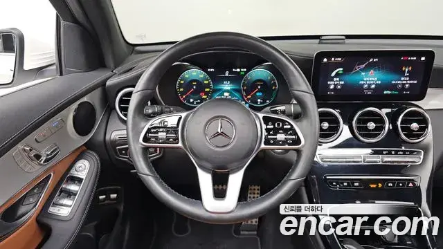 Mercedes-Benz GLC-Class 2022 — ფოტო 9/34