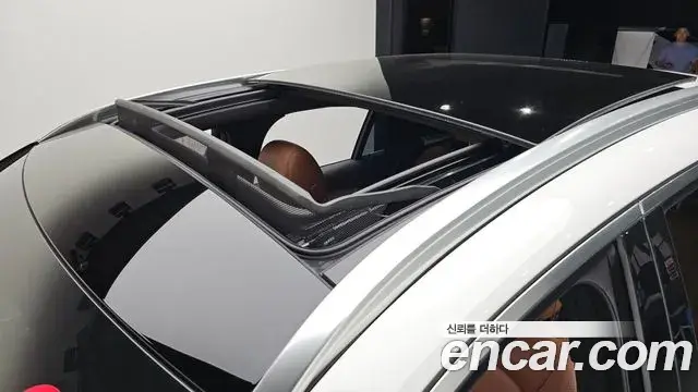 Mercedes-Benz GLC-Class 2022 — ფოტო 23/34