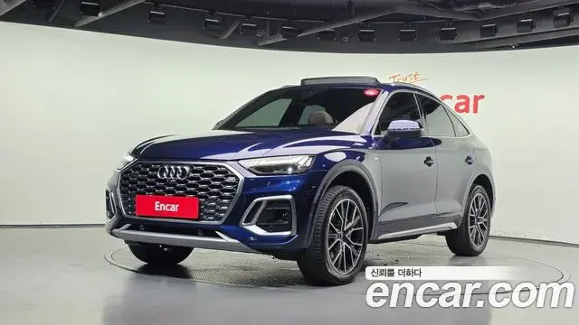 Audi Q5 2022 — ფოტო 32/37