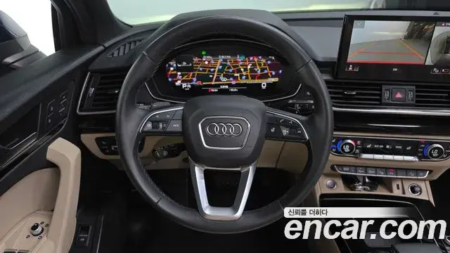 Audi Q5 2022 — ფოტო 31/37