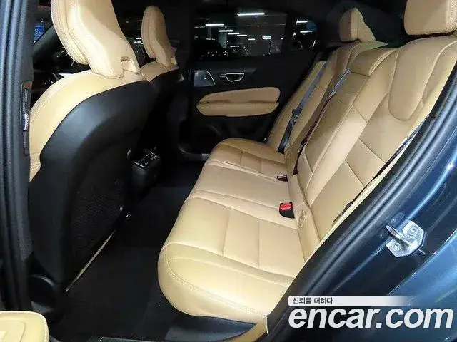 Volvo S60 2021 — Şəkil 6/20