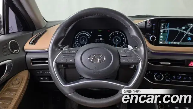Hyundai Sonata 2021 — Фото 13/20