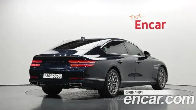 Genesis G80 2022 — Şəkil 30/31
