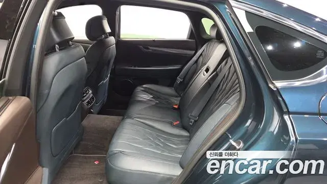 Genesis G80 2022 — Şəkil 19/31