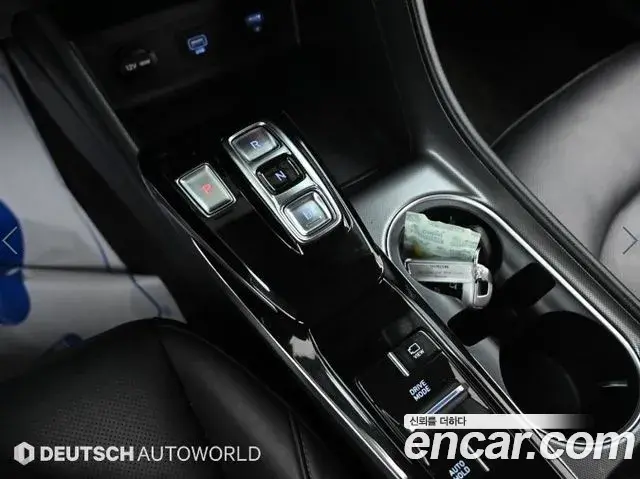 Hyundai Sonata Hybrid 2022 — Photo 18/20