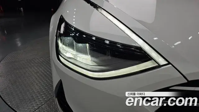 Hyundai Sonata Hybrid 2021 — Photo 29/30