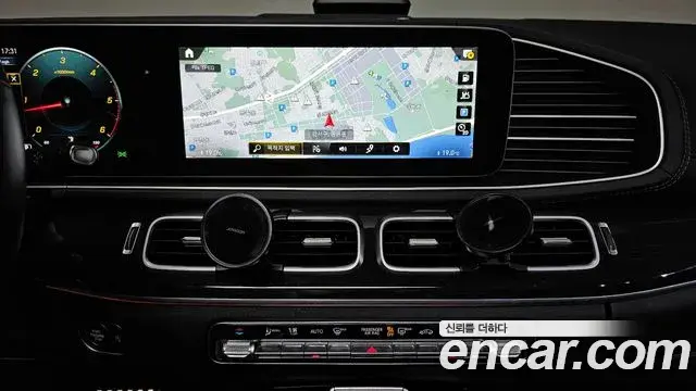 Mercedes-Benz GLE-Class 2022 — Фото 14/20
