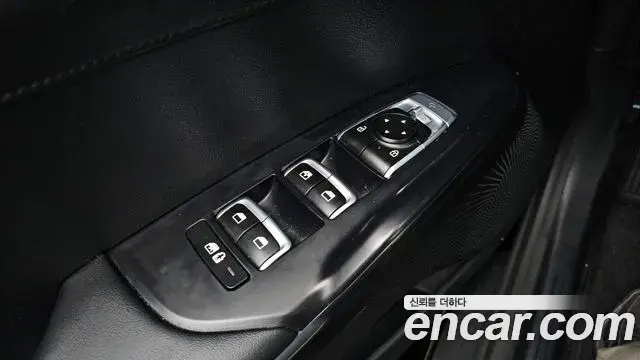 Kia K5 2022 — Şəkil 23/32