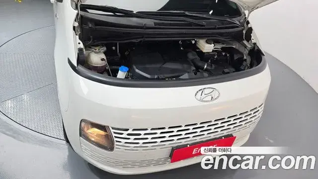 Hyundai Staria 2021 — Фото 6/20