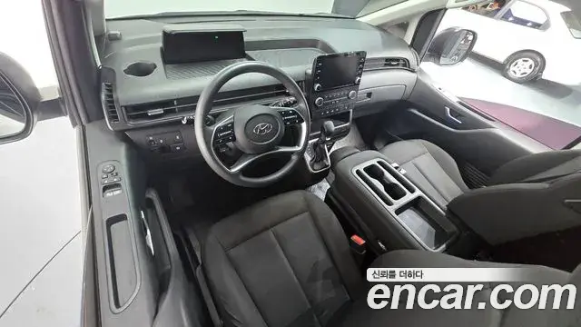 Hyundai Staria 2021 — Фото 7/20
