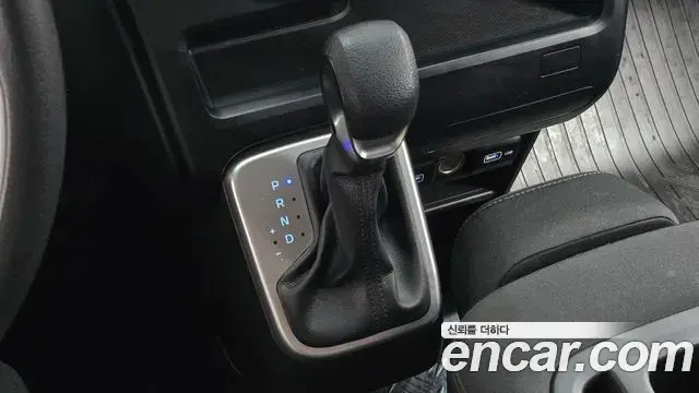 Hyundai Staria 2021 — Фото 9/20