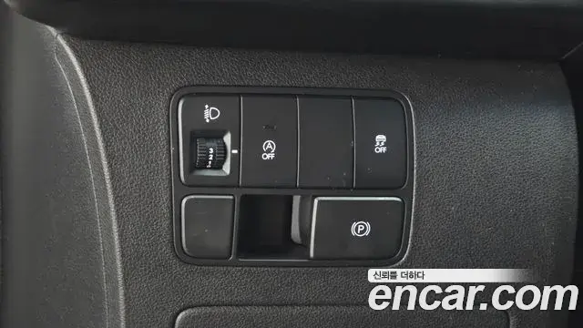 Hyundai Staria 2021 — Фото 14/20