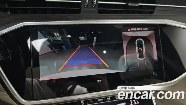 Audi A7 2022 — Фото 16/20