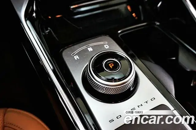 Kia Sorento 2020 — Photo 7/20