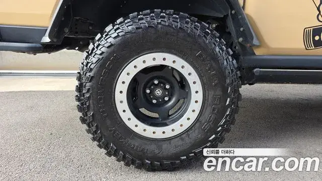 Jeep Gladiator 2021 — Photo 30/32