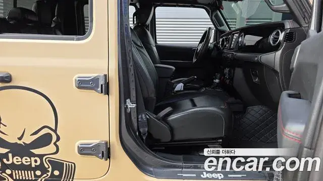 Jeep Gladiator 2021 — Photo 14/32