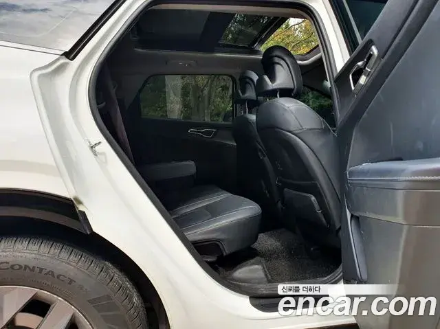 Kia Sportage 2022 — ფოტო 7/10