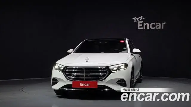 Mercedes-Benz E-Class 2024 — Şəkil 14/33
