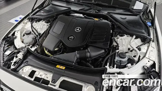 Mercedes-Benz E-Class 2024 — Şəkil 19/33