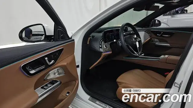 Mercedes-Benz E-Class 2024 — Şəkil 16/33