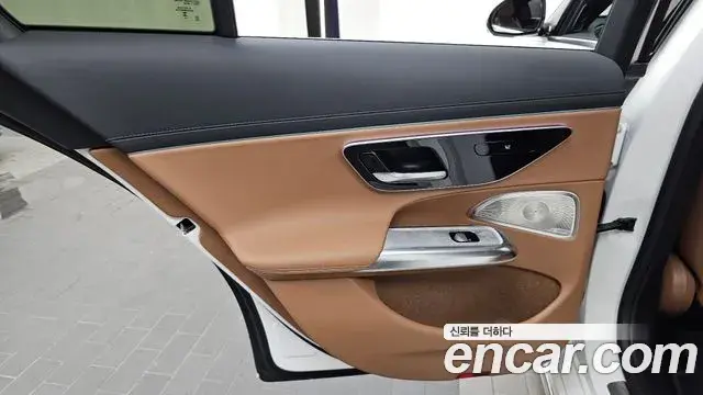 Mercedes-Benz E-Class 2024 — Şəkil 25/33