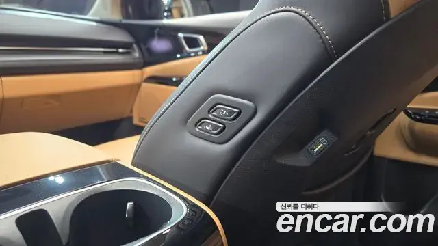 Kia Carnival 2020 — Şəkil 18/20
