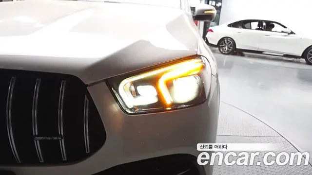 Mercedes-Benz GLE-Class 2022 — Şəkil 8/35