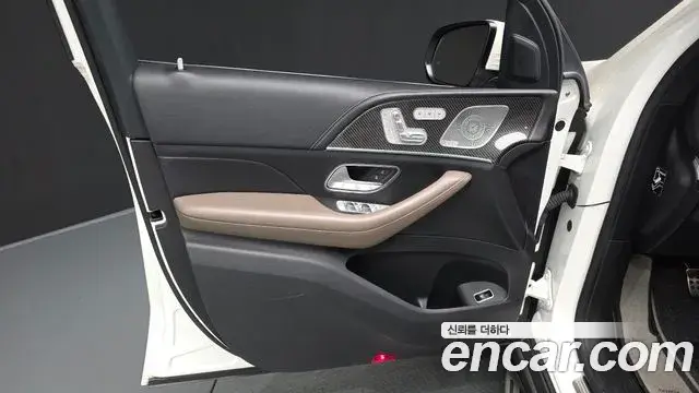 Mercedes-Benz GLE-Class 2022 — Şəkil 20/35