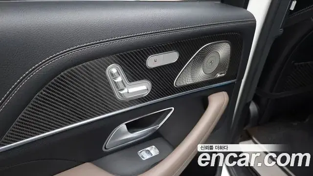 Mercedes-Benz GLE-Class 2022 — Şəkil 32/35