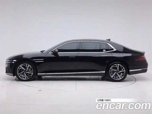 Genesis G90 2022 — Фото 2/20