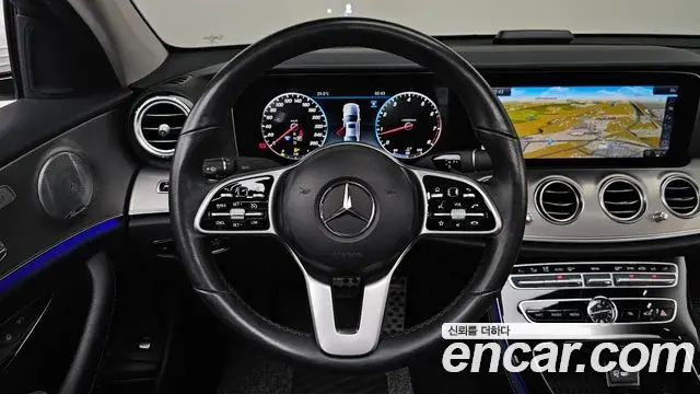 Mercedes-Benz E-Class 2019 — Фото 13/20