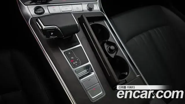 Audi A6 2022 — ფოტო 11/20